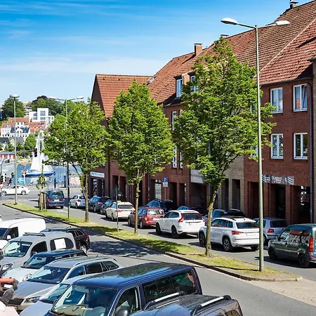 Appartement Fewo1846 - Hafen-butze - Komfortable In Historischem Gebaeude Im Stadtzentrum