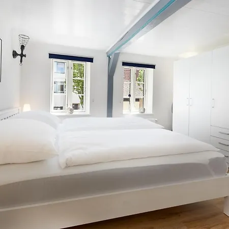 Appartement Fewo1846 - Hafen-butze - Komfortable In Historischem Gebaeude Im Stadtzentrum Flensburg